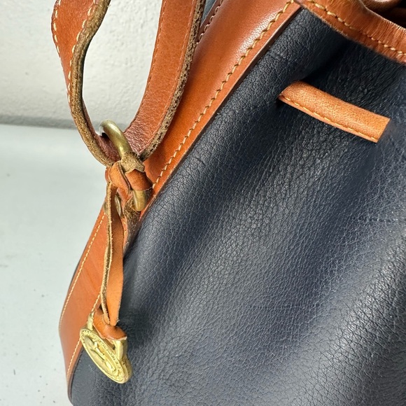 Dooney and Bourke Drawstring Vintage Drawstring Bucket Bag Leather Navy Blue - Picture 11 of 16